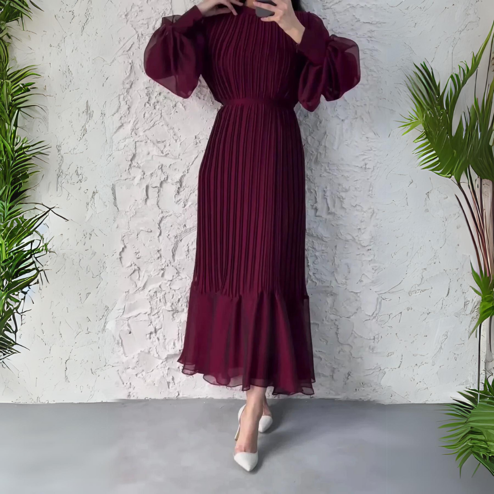 Eleganta Kora kleita