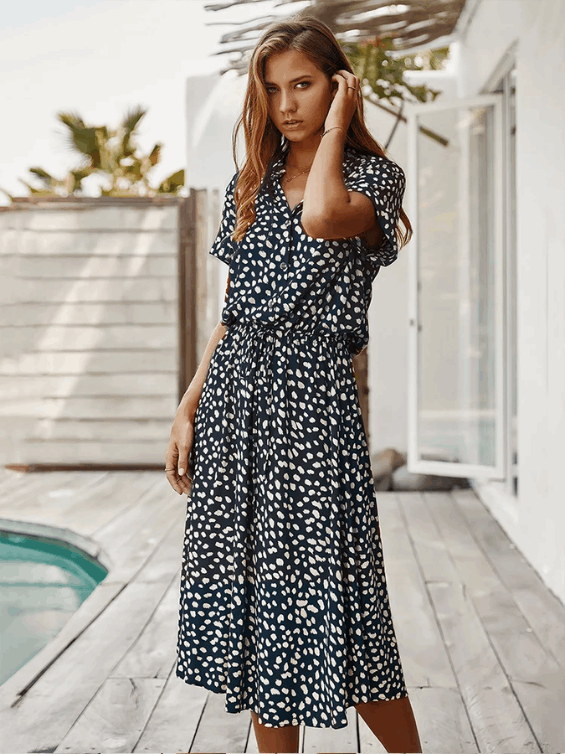 Jasmine kleita